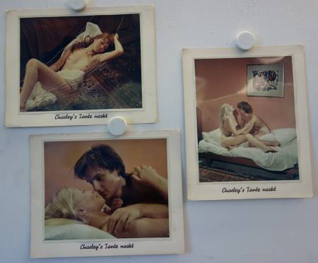 Charley's Tante nackt originale deutsche Aushangfotos